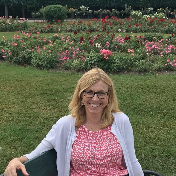 Meet your Posher, Christine - Picture 1 of 1